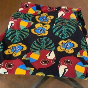 LuLaRoe leggings.